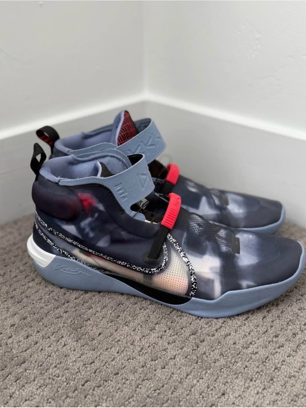 Nike MEN'S Kobe AD NXT size 11.5